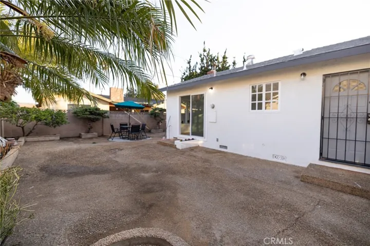 1922 Meriday, Santa Ana, California 92706