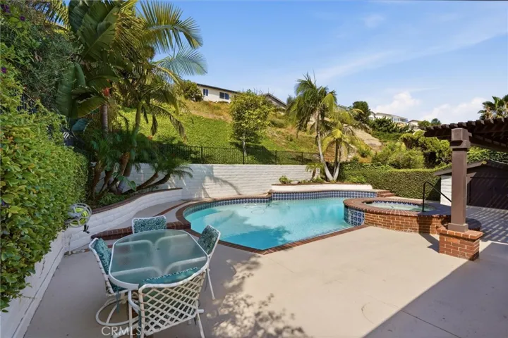 Pool and Spa SE view