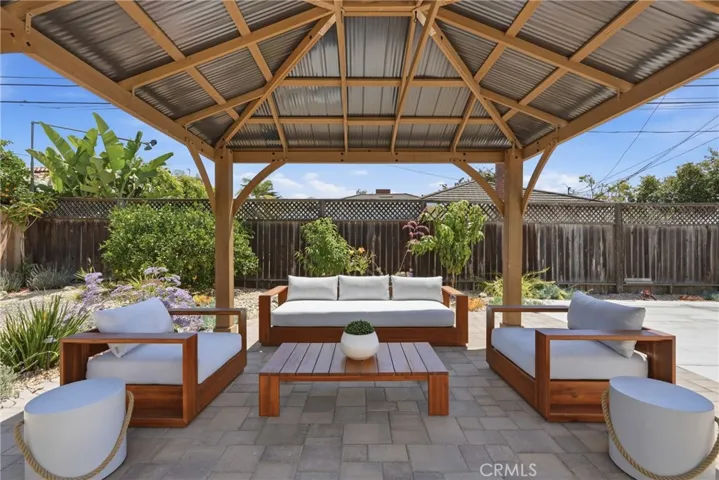 4532 Graywood Avenue, Long Beach, California 90808