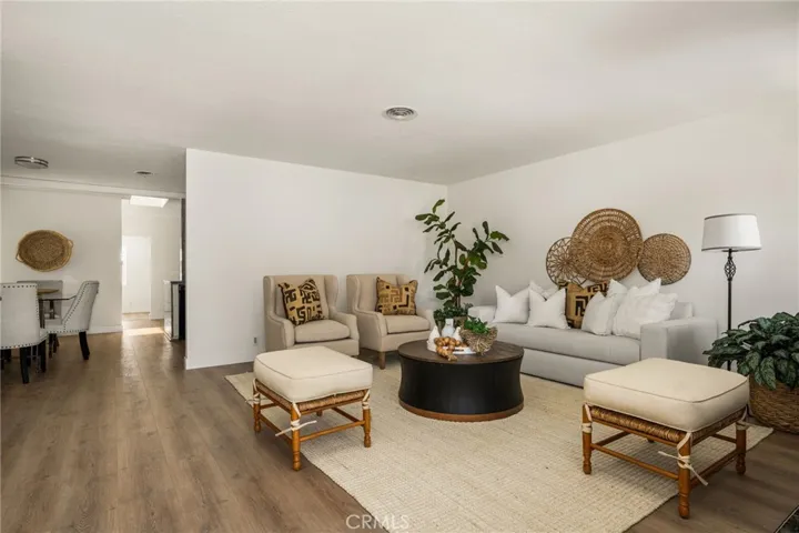 3118 W Aliso Pl W, Anaheim, California 92804