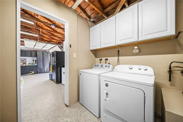 Laundry Room from Kitchen to Garage