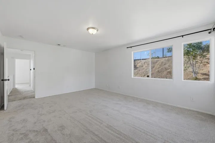4883 Jarrett, San Diego, California 92113