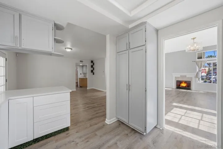4883 Jarrett, San Diego, California 92113