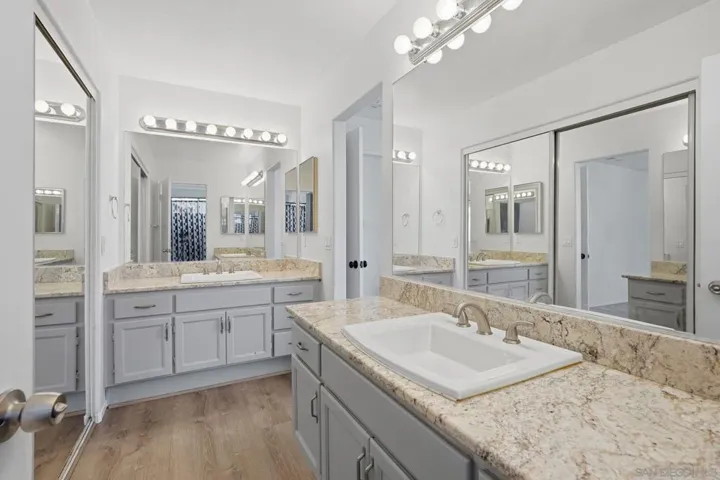 4883 Jarrett, San Diego, California 92113