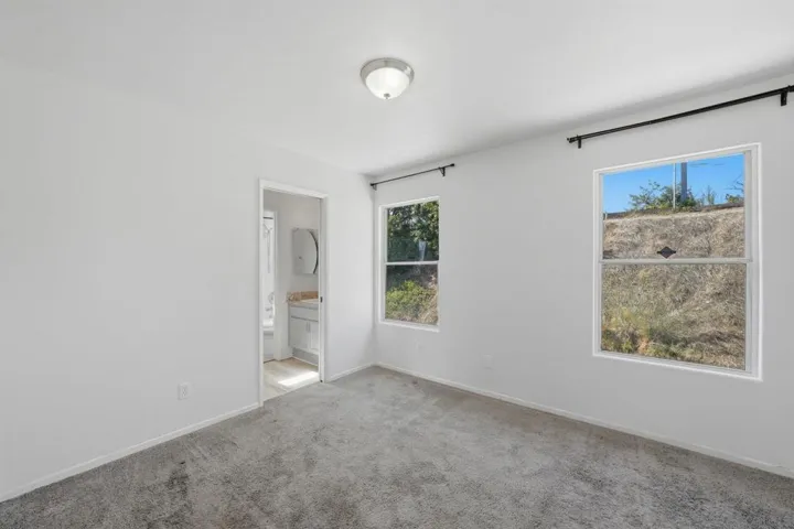 4883 Jarrett, San Diego, California 92113