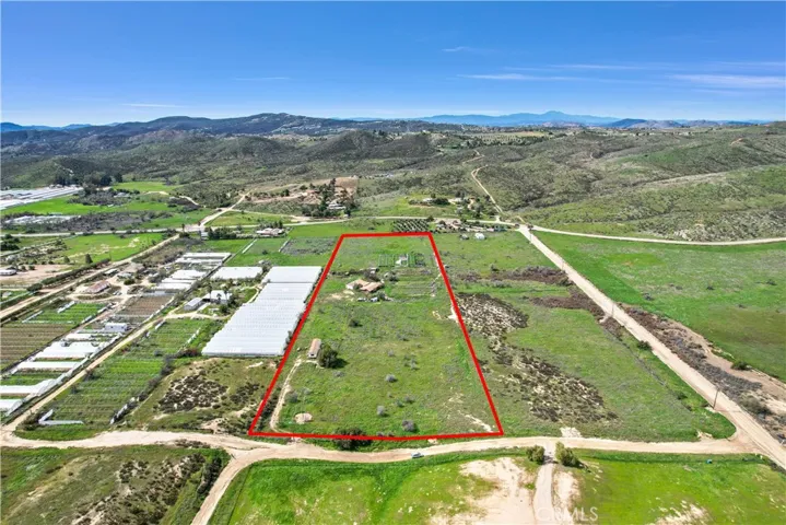 43450 Morgan, Hemet, California 92544