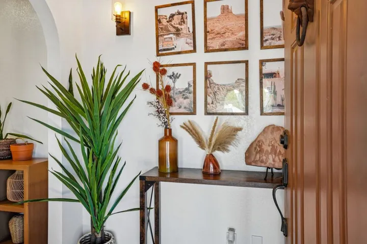5-web-or-mls-Warren Vista Ave-S1706-005
