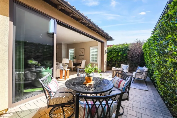 130 Donati, Irvine, California 92602