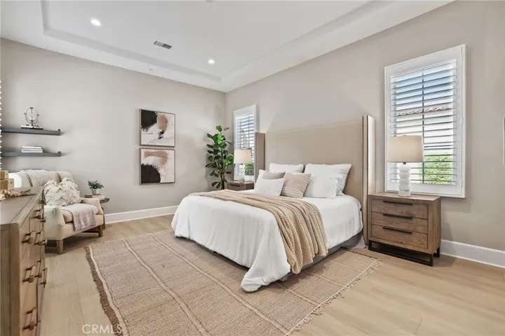 130 Donati, Irvine, California 92602