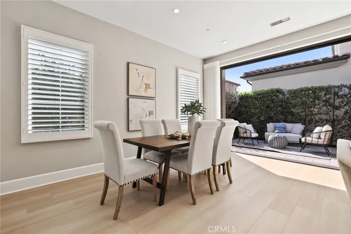 130 Donati, Irvine, California 92602