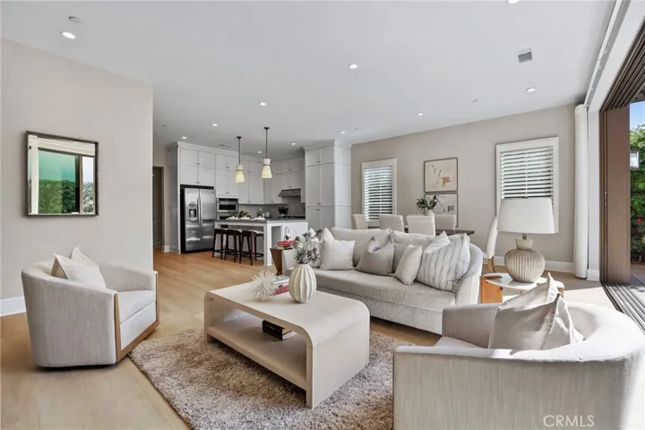 130 Donati, Irvine, California 92602