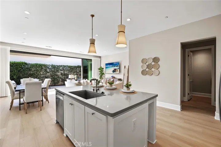 130 Donati, Irvine, California 92602