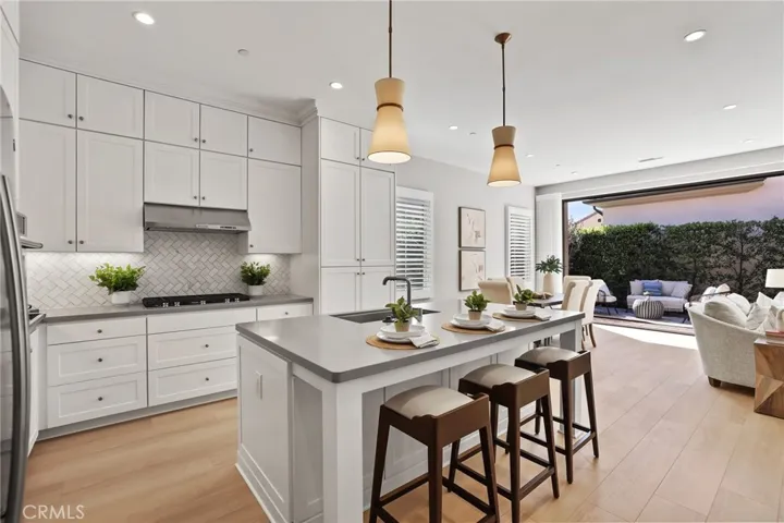 130 Donati, Irvine, California 92602