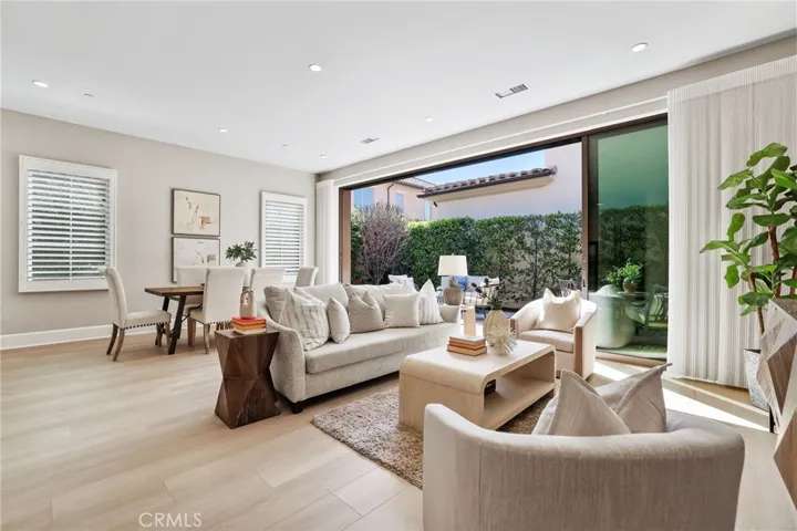 130 Donati, Irvine, California 92602