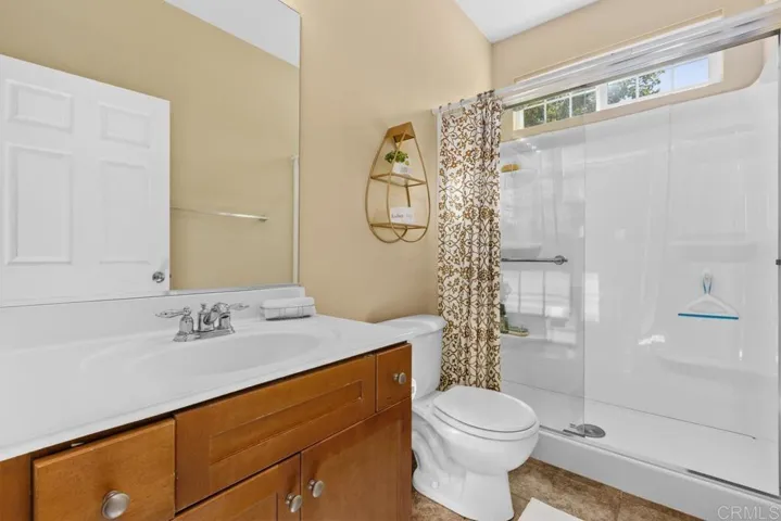 2990 Burnet Drive, Escondido, California 92027