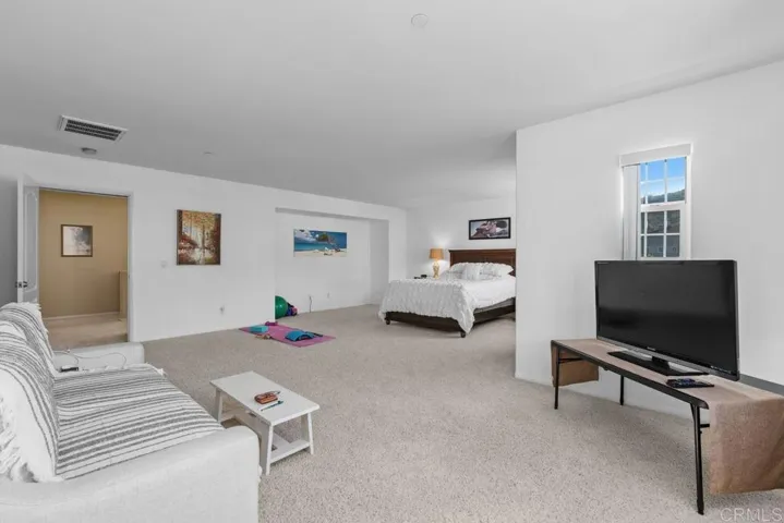 2990 Burnet Drive, Escondido, California 92027