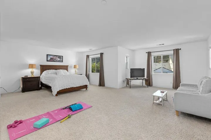 2990 Burnet Drive, Escondido, California 92027