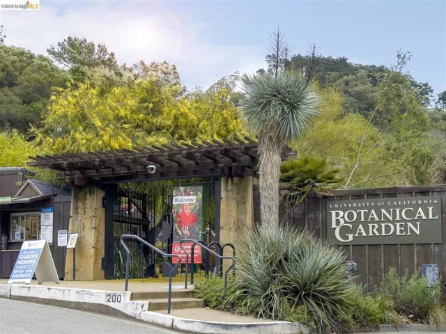 1357 Glendale Ave, Berkeley, California 94708