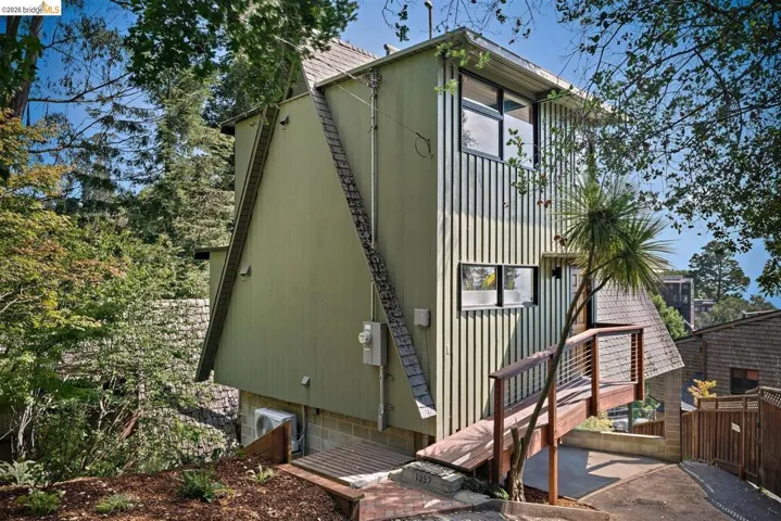 1357 Glendale Ave, Berkeley, California 94708