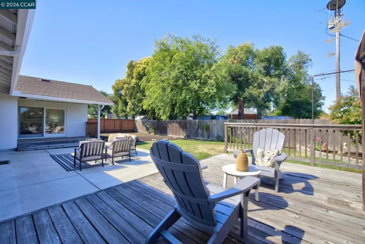 827 Wilmore Ave, Concord, California 94518-2218