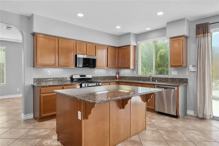 34823 Miller Pl, Beaumont, California 92223
