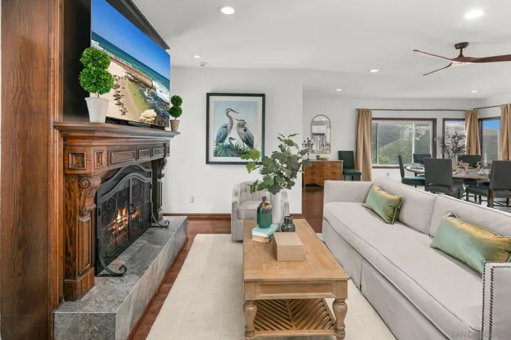 29509 Hoxie Ranch Rd, Vista, California 92084