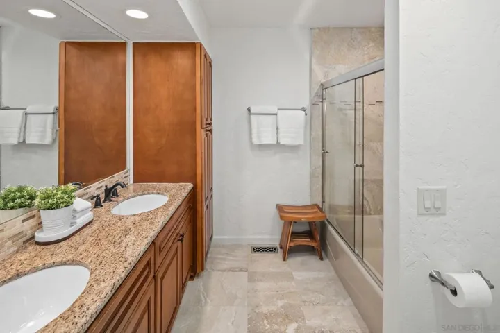 29509 Hoxie Ranch Rd, Vista, California 92084