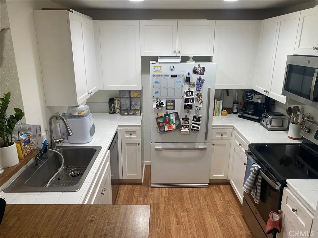 21372 Brookhurst 725, Huntington Beach, California 92646 — photo 4