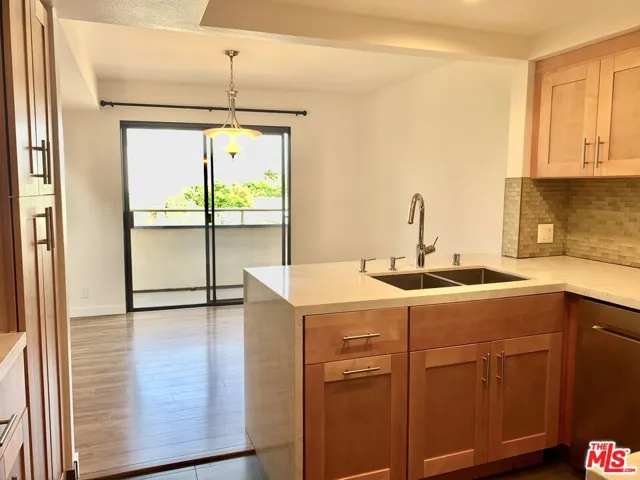 12412 Texas Avenue 302, Los Angeles, California 90025