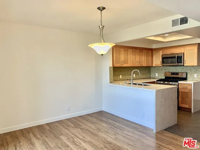 12412 Texas Avenue 302, Los Angeles, California 90025