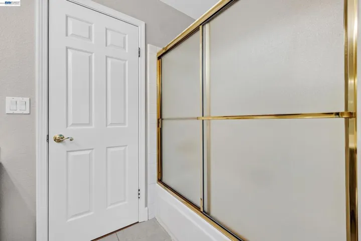 Secondary Bath