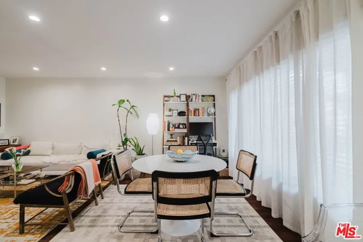 2721 2nd Street 111, Santa Monica, California 90405