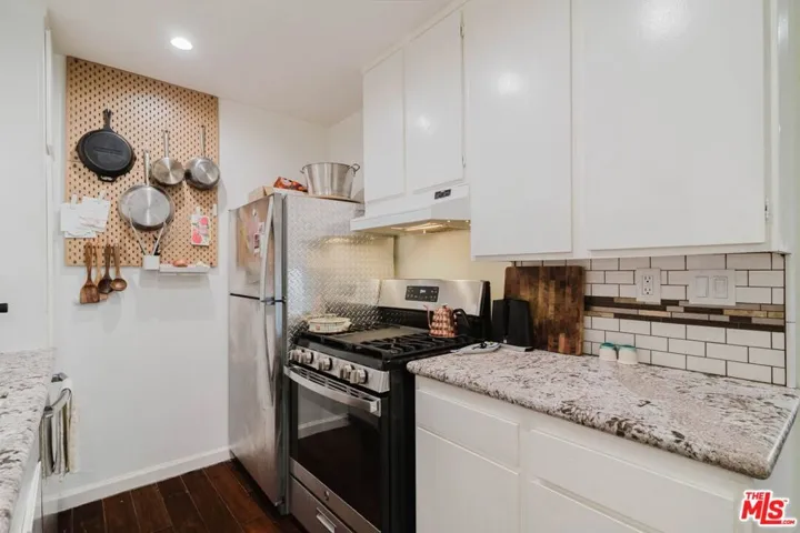 2721 2nd Street 111, Santa Monica, California 90405