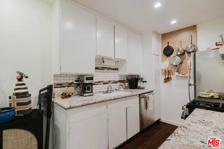 2721 2nd Street 111, Santa Monica, California 90405