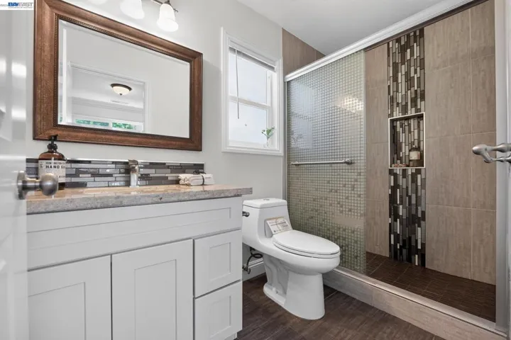 20556 Forest Ave, Castro Valley, California 94546