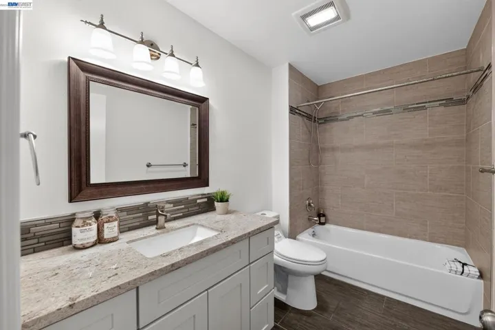 20556 Forest Ave, Castro Valley, California 94546