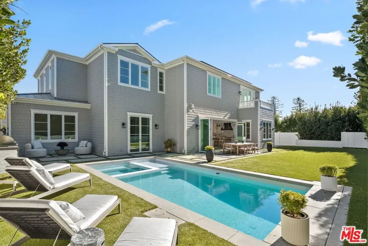 1675 San Remo Drive, Pacific Palisades, California 90272