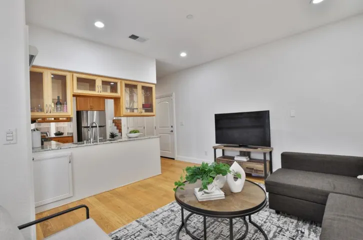 2278 Tuscany Court, East Palo Alto, California 94303