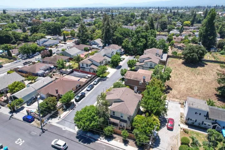 2278 Tuscany Court, East Palo Alto, California 94303