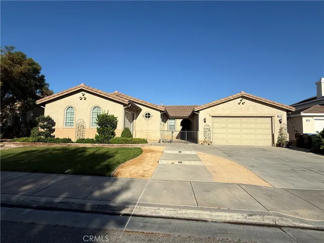 27949 Breakwater Court, Menifee, California 92585