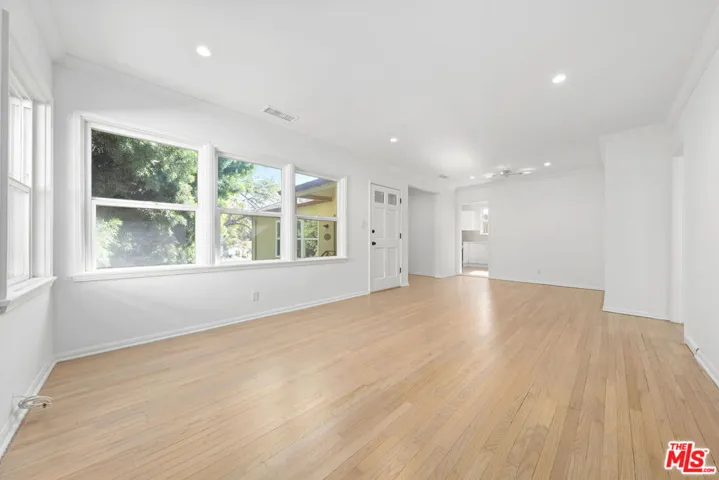11345 Cashmere Street, Los Angeles, California 90049