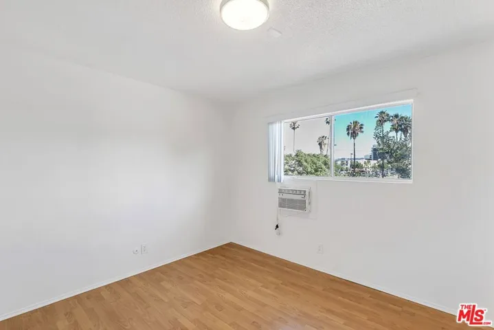 5524 Elmer Avenue 3, North Hollywood, California 91601