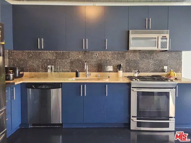 849 S Broadway M9, Los Angeles, California 90014