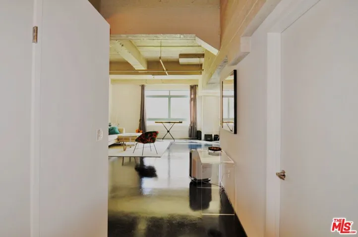 849 S Broadway M9, Los Angeles, California 90014