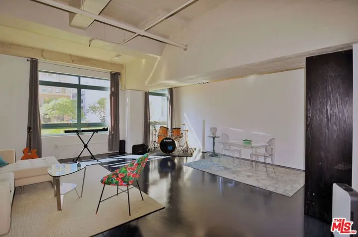 849 S Broadway M9, Los Angeles, California 90014