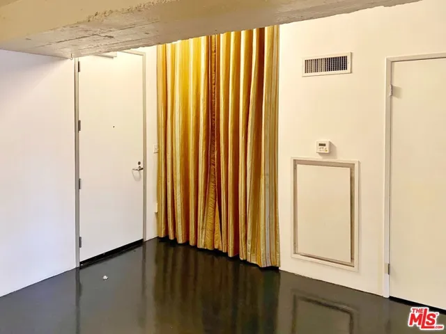 849 S Broadway M9, Los Angeles, California 90014