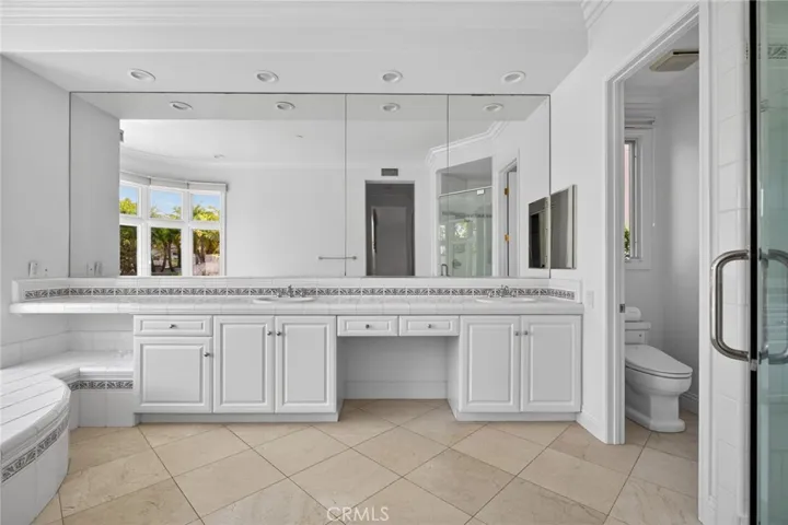 6810 Sycamore Glen, Orange, California 92869