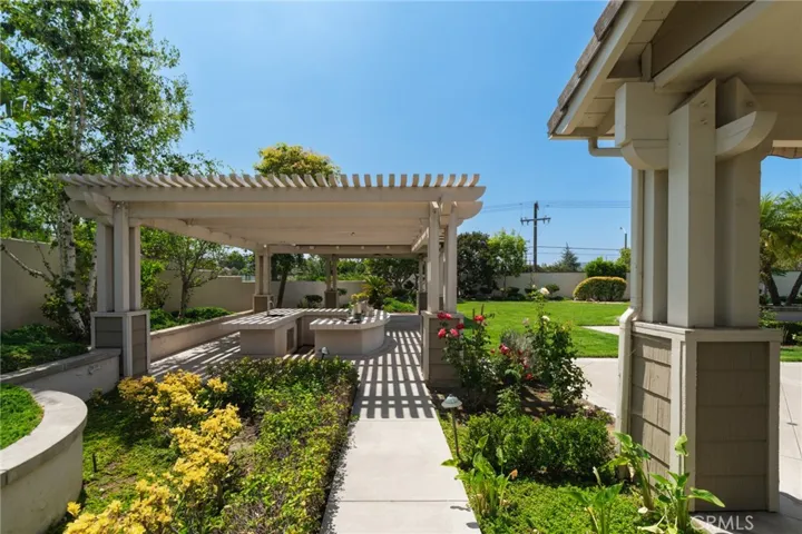 6810 Sycamore Glen, Orange, California 92869