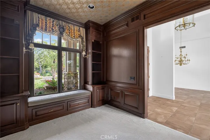 6810 Sycamore Glen, Orange, California 92869