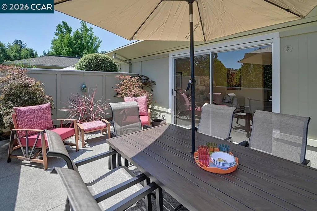 2223 Tice Creek Dr 2, Walnut Creek, California 94595 — photo 5